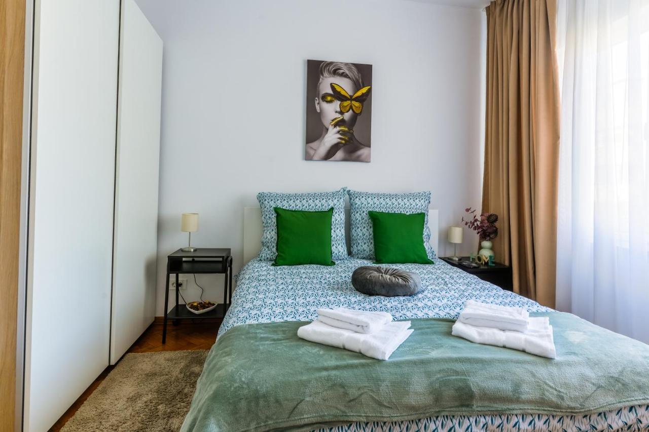 Ultracentral Golden Gatehouse 3 Bdrm 布加勒斯特 外观 照片
