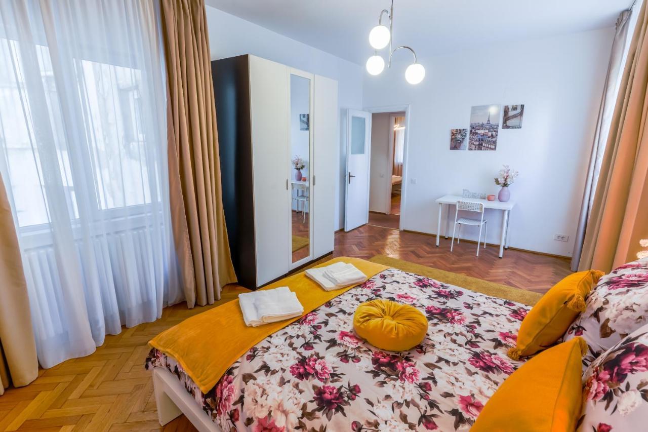 Ultracentral Golden Gatehouse 3 Bdrm 布加勒斯特 外观 照片